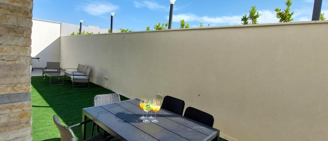 Vip Deluxe Apartment Arian Novalja Bagian luar foto